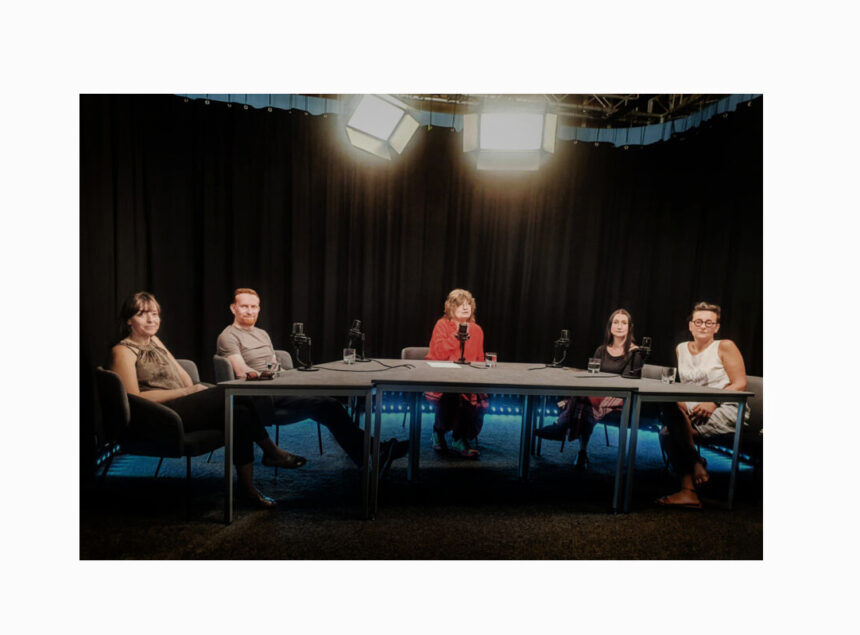 CO WIDAĆ NA FOTOGRAFII?